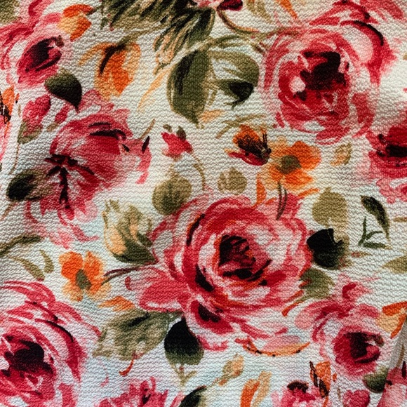 Size small floral off the shoulder dress - Picture 2 of 2